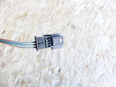 Mercedes Black 4 Pole 3 Wire Female Connector 04254592283